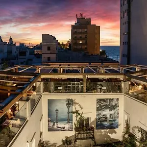 alquimia-albergue-hotel.hotelsincadiz.net/